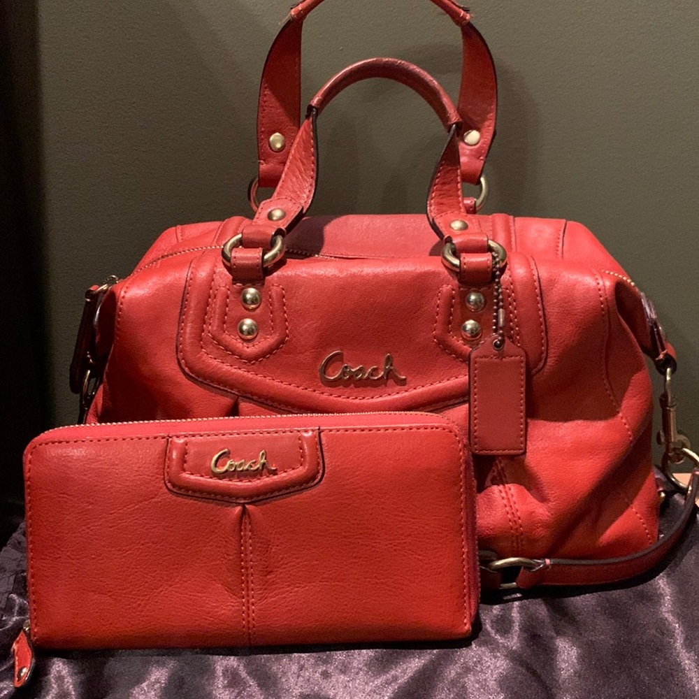 Coach orange tote and wallet